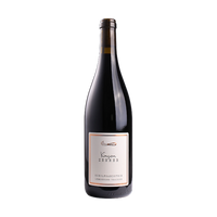 Freigestellte Flasche Schilfsandstein Lemberger 2022, trockener Rotwein vom Weingut Vinçon-Zerrer