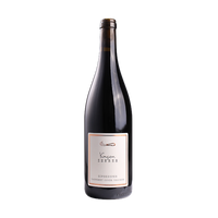 Freigestellte Flasche Gipskeuper Cabernet Cuvée 2021 Rotwein vom Weingut Vinçon-Zerrer